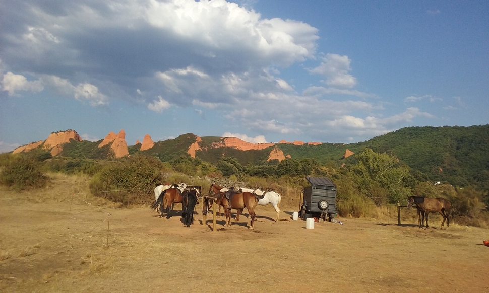 Jose Luis H Templarios en el Bierzo Verano 2015 01