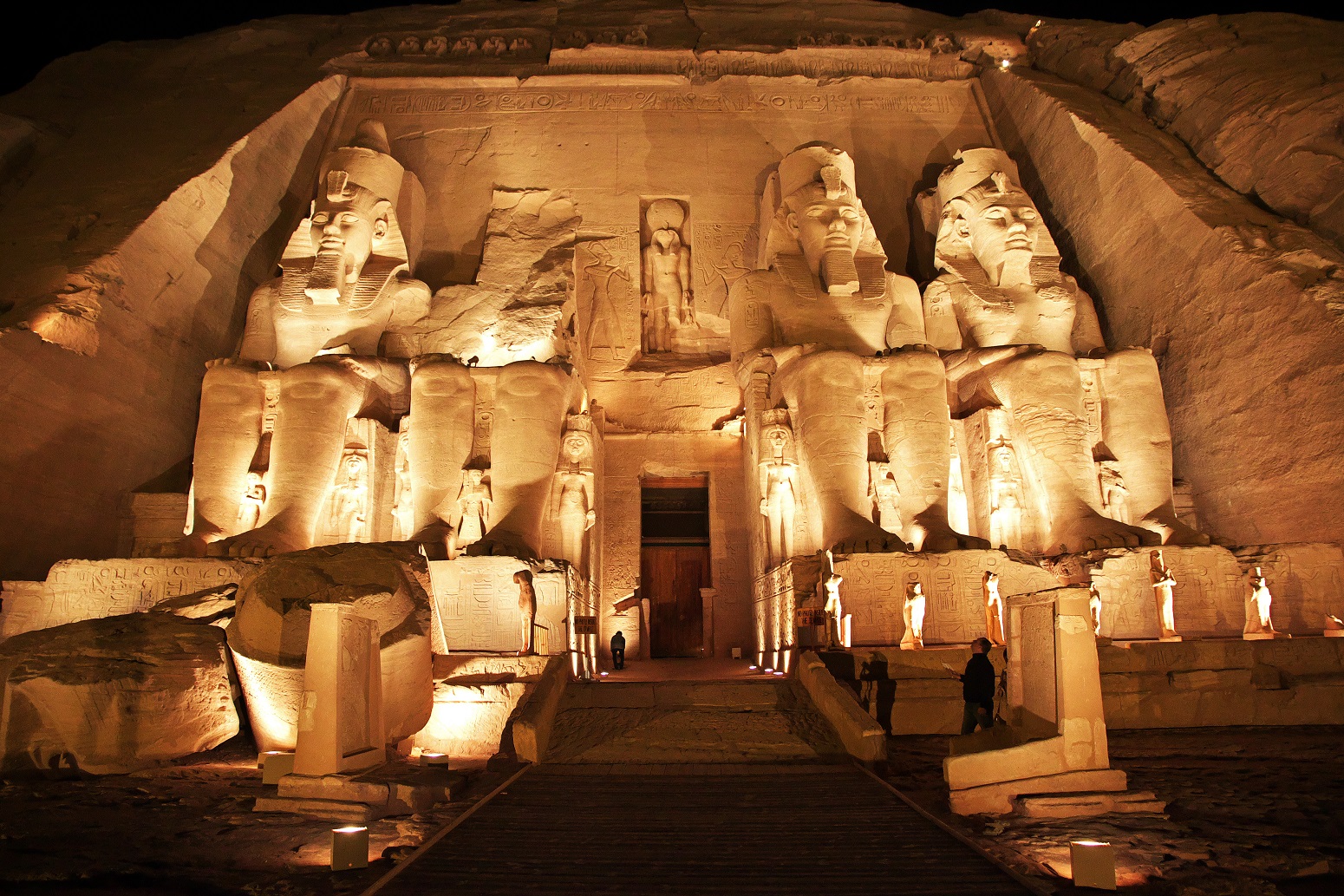 abu simbel viajacontuhijo 