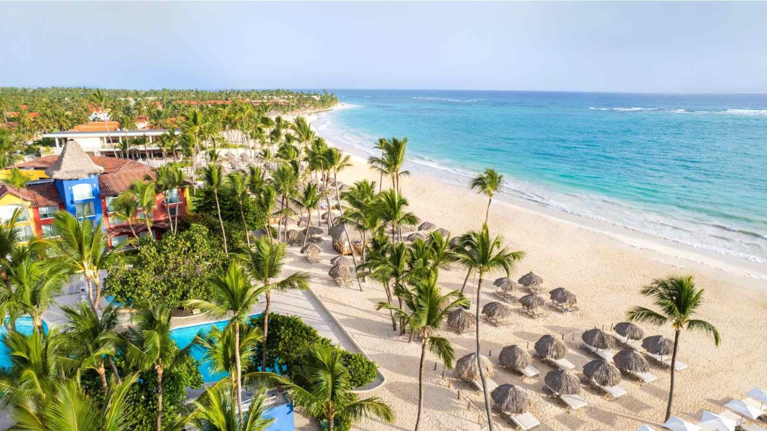 la playa de bávaro frente al hotel
