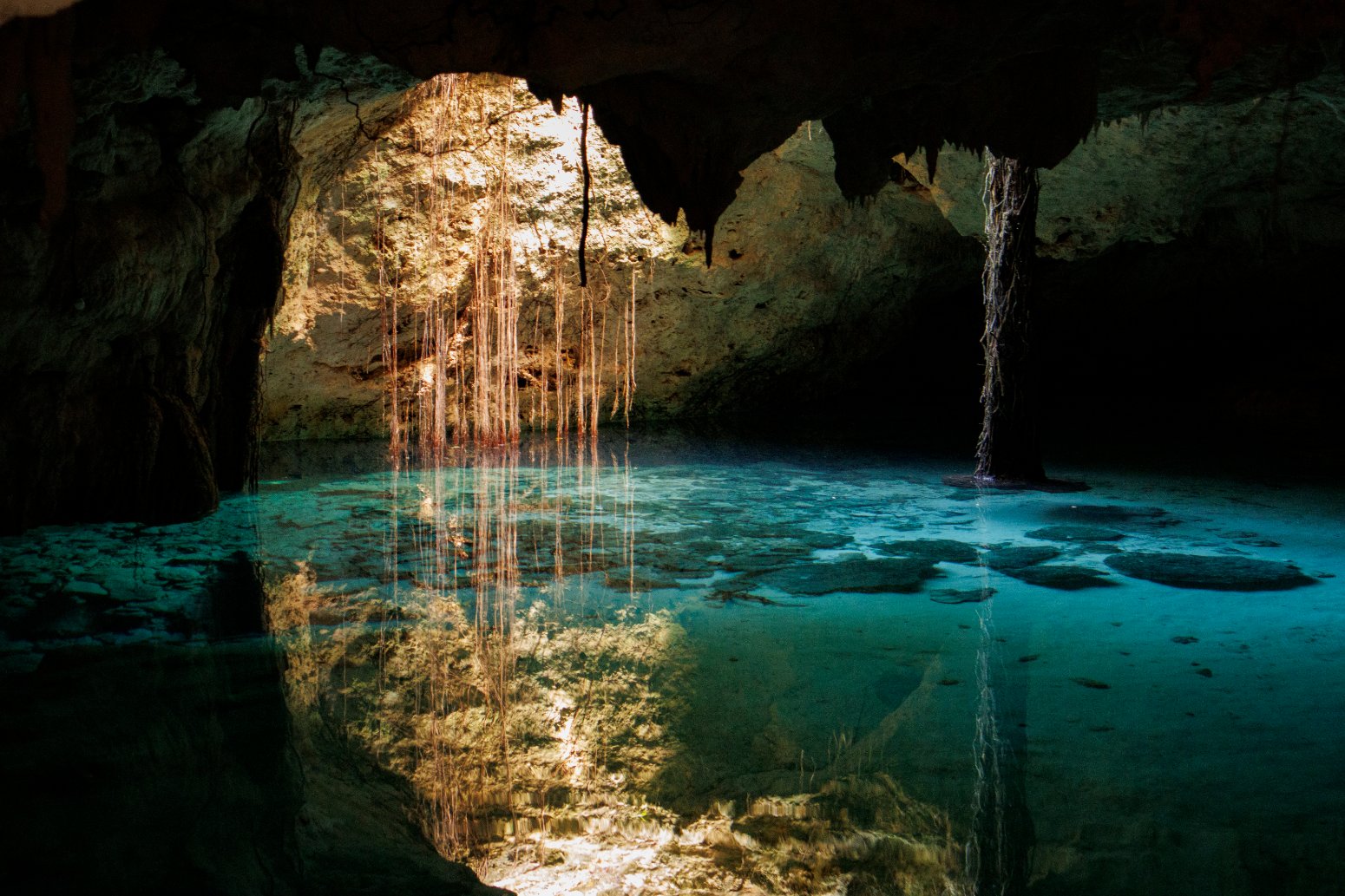cenote riviera maya