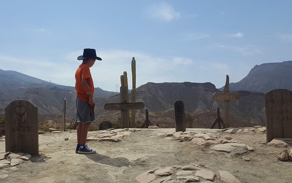 Esther S. Aventura en Cabo de Gata Verano 2017