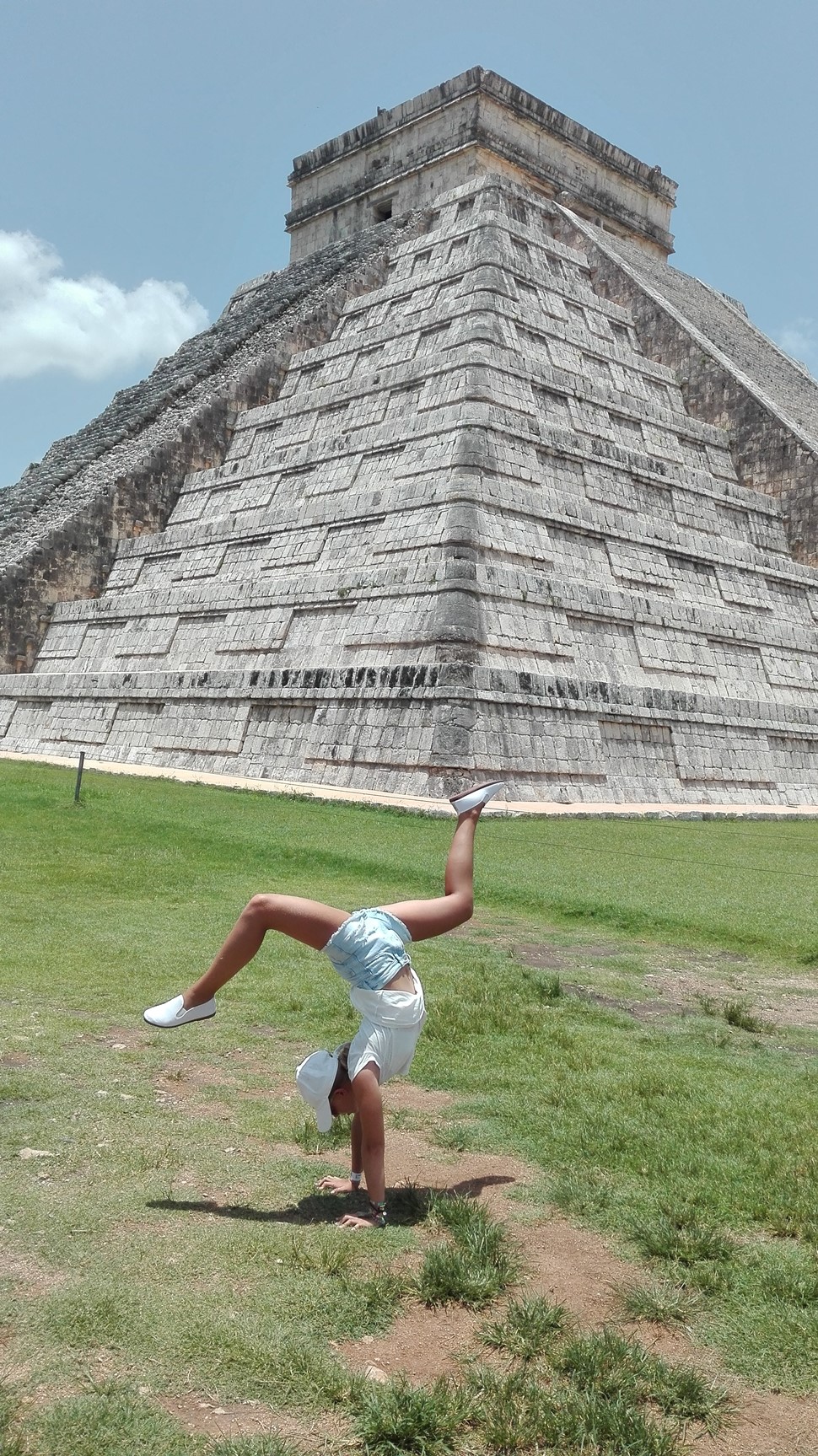 Marisol F El Tesoro de los Mayas Verano 2017 Disfrutando de Chichén Itza