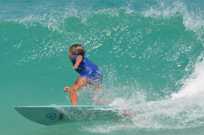 niño surf riviera maya